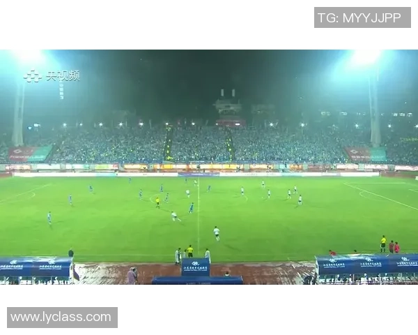 南京足球队与北京足球队赛后复盘分析意识碰撞与战术较量