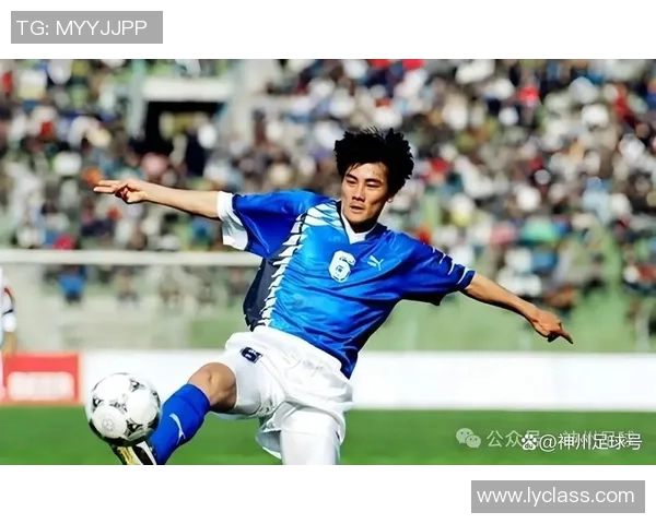 古代足球明星名人榜揭秘那些影响历史的传奇球员与他们的辉煌成就